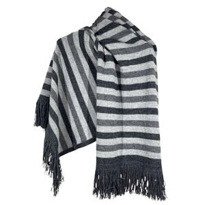 L. Paulet 100% Peru Alpaca Shawl Gray Fringe Wrap Cozy Chic Comfort Luxury Scarf